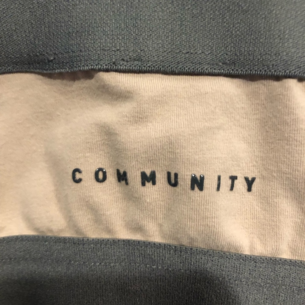 Community RASA BRA TOP Aritzia black gray sports - Picture 2 of 8